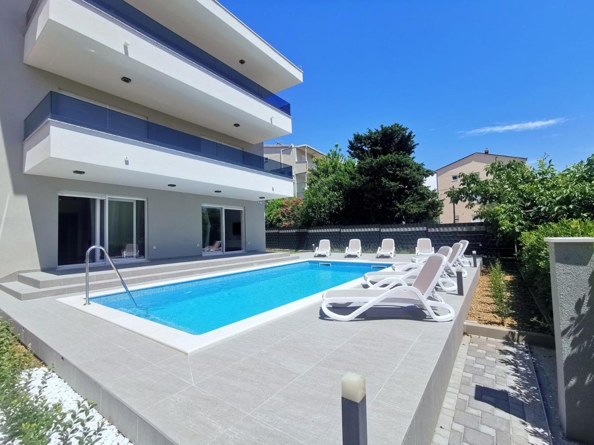 Seka Apartments With A Pool Kaštela Buitenkant foto