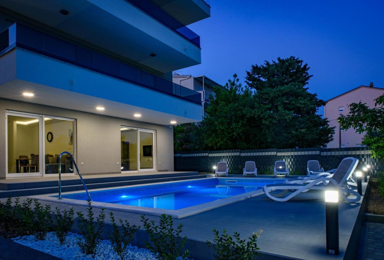 Seka Apartments With A Pool Kaštela Buitenkant foto