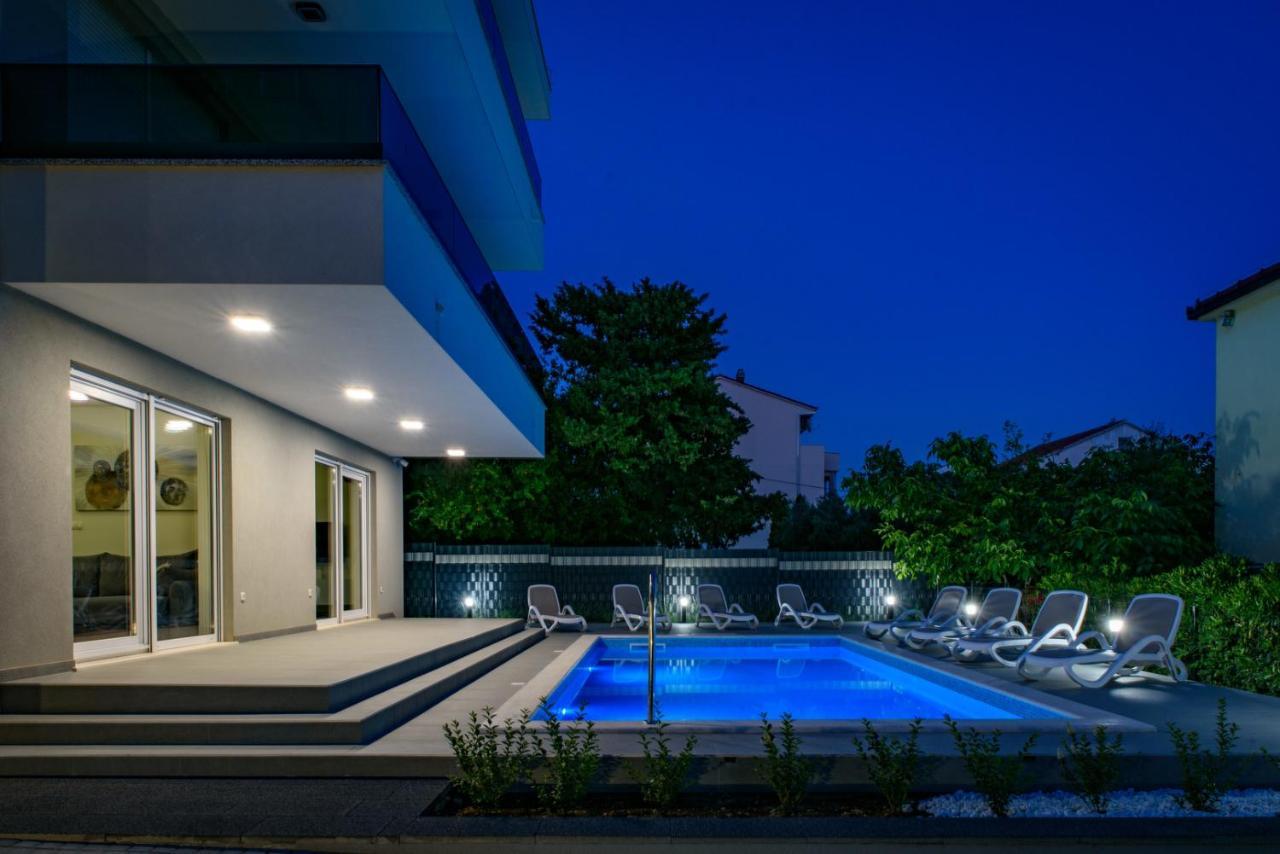 Seka Apartments With A Pool Kaštela Buitenkant foto